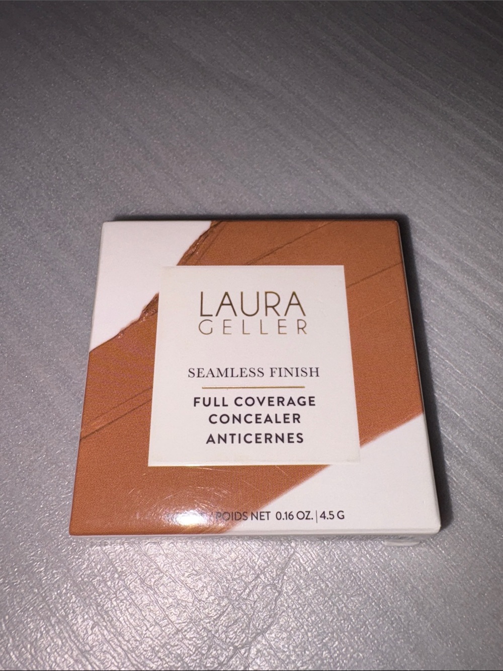 Laura Geller Seamless Finish Full Coverage Concealer Tan  NWT